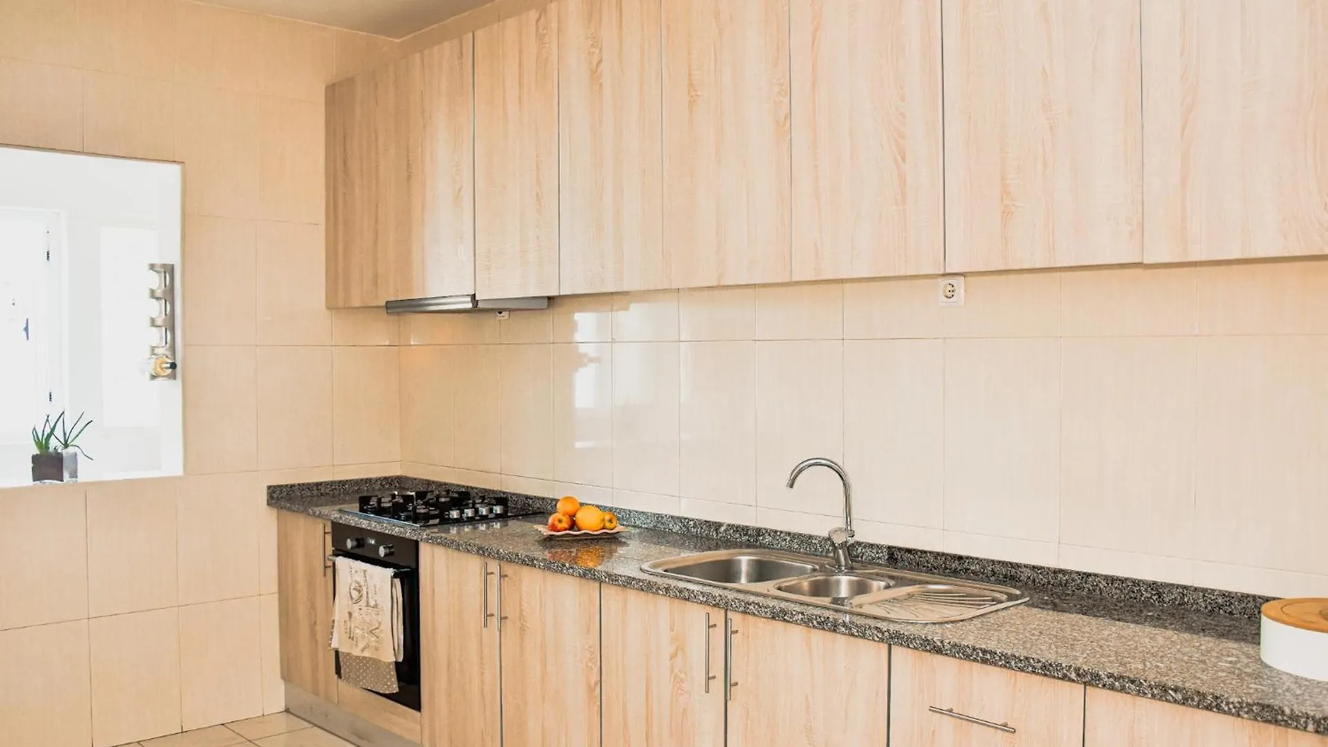 Ocean View, Spacious Suite With Terrace And Wi-Fi Praia